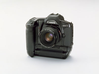 1989 EOS-1 camera